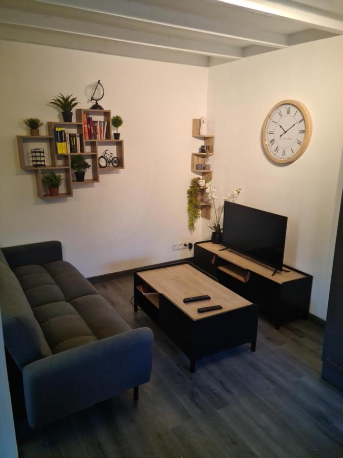 Logement Entier Situe A Taponnat Fleurignac. Buitenkant foto